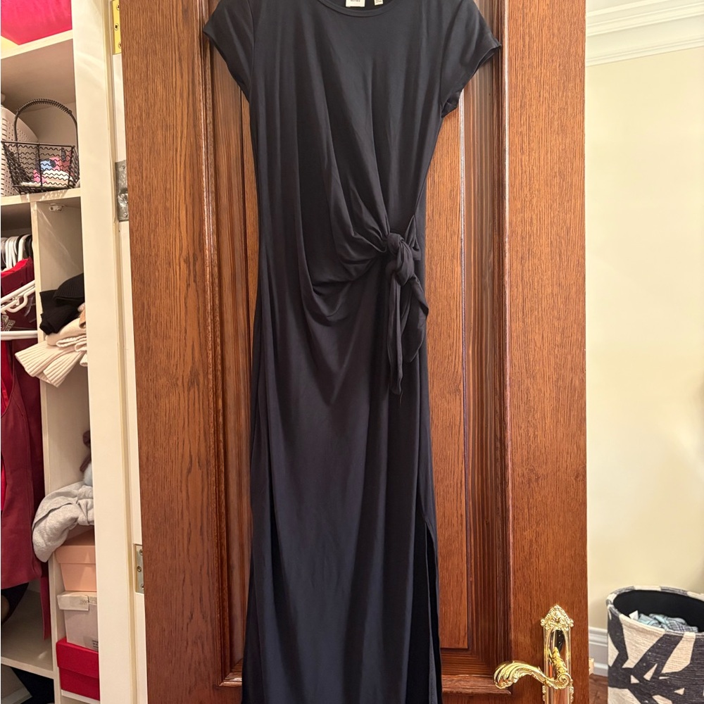 Wilfred Aritzia Black Maxi Dress